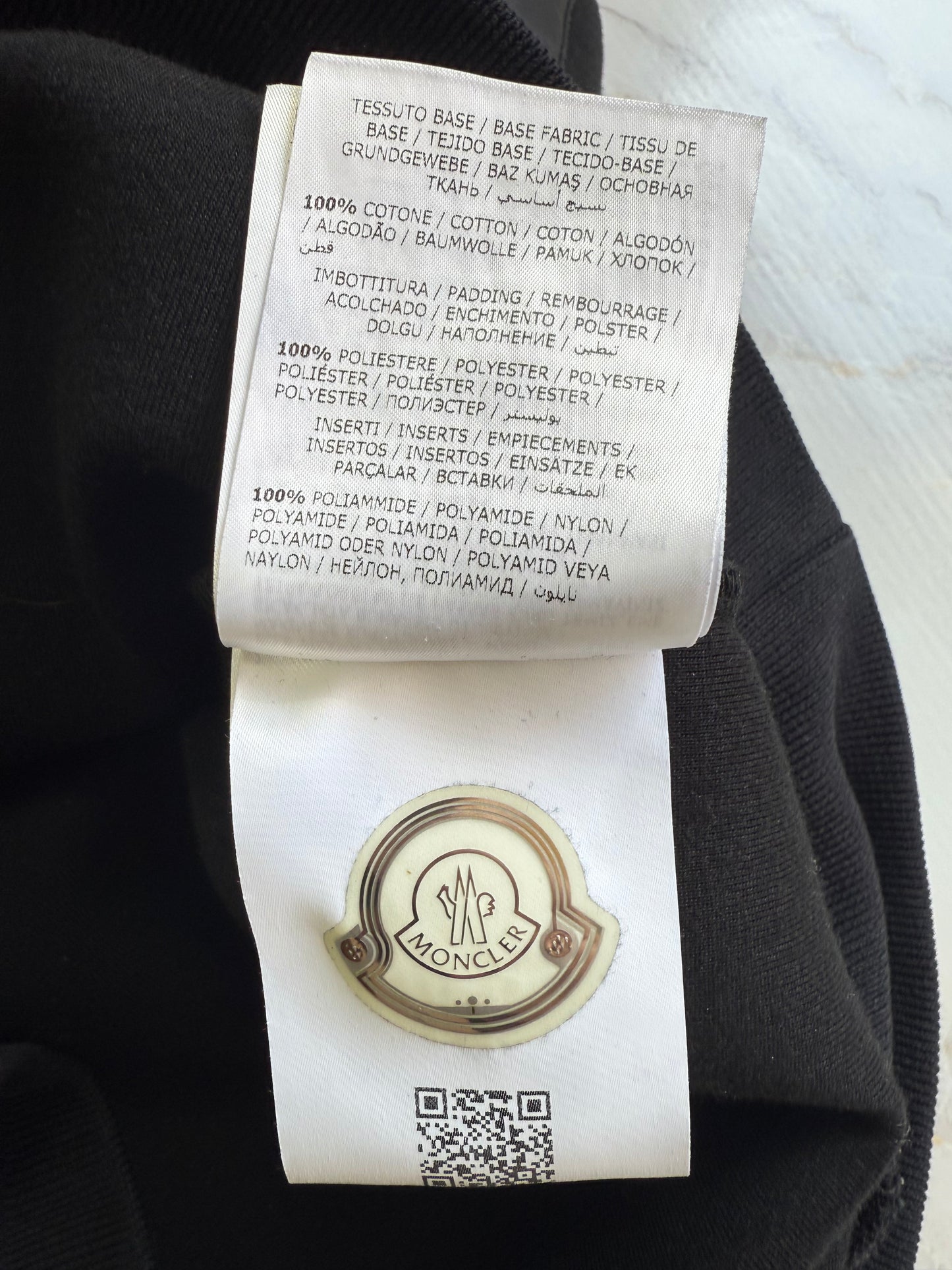 MONCLER（モンクレール）ナイロン切替 クルーネックスウェット ブラック メンズ Mサイズ MADE IN ROMANIA