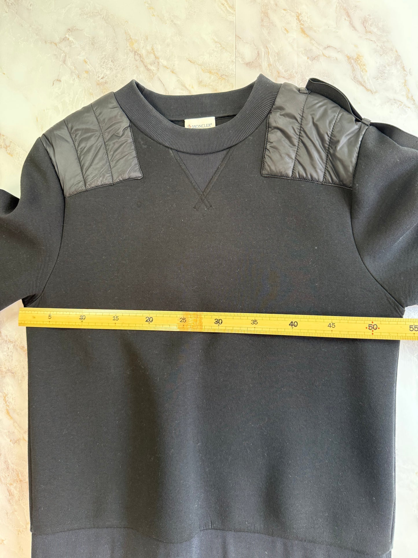 MONCLER（モンクレール）ナイロン切替 クルーネックスウェット ブラック メンズ Mサイズ MADE IN ROMANIA