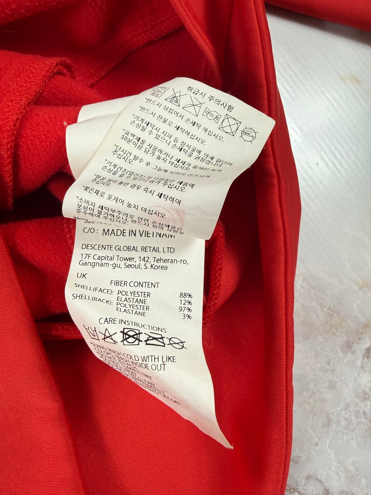 【DESCENTE】デサント レディース ストレッチ トレーニングジャケット レッド Mサイズ フルジップ スポーツウェア
