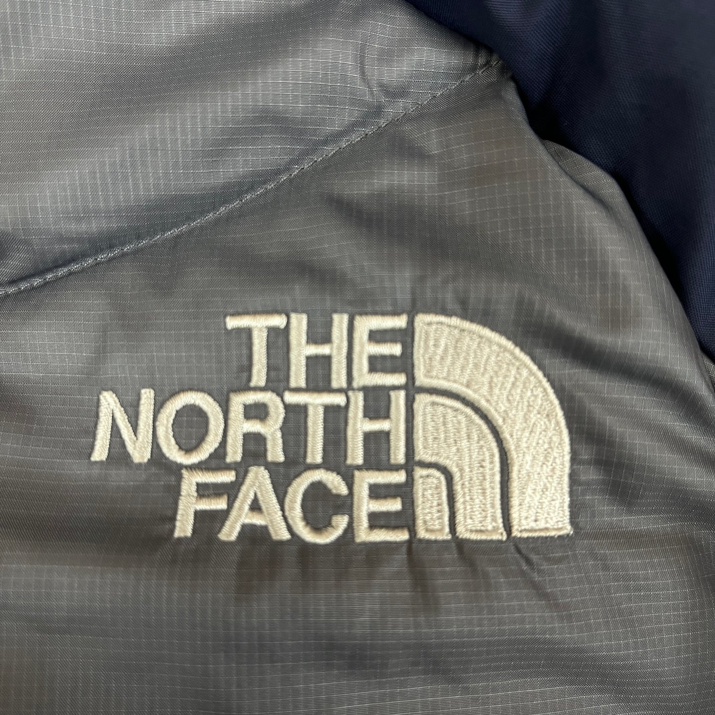 THE NORTH FACE（ザ・ノース・フェイス）700フィル ダウンジャケット メンズL（100）ネイビー×グレー 高品質グースダウン仕様／保温性抜群 #14