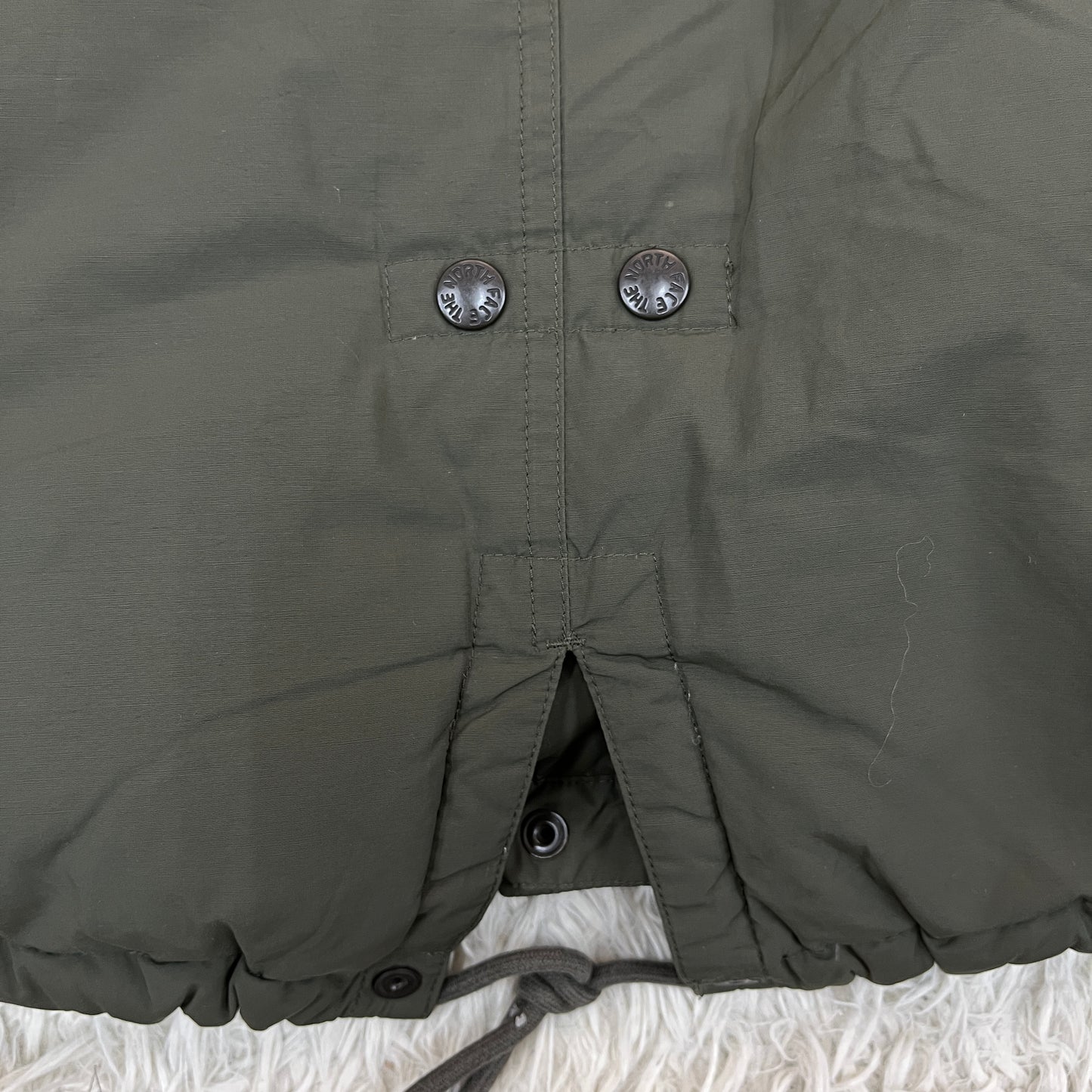 THE NORTH FACE（ザ・ノース・フェイス）ロングダウンコート メンズS（85）カーキ／フード付き・軽量・高保温モデル #15