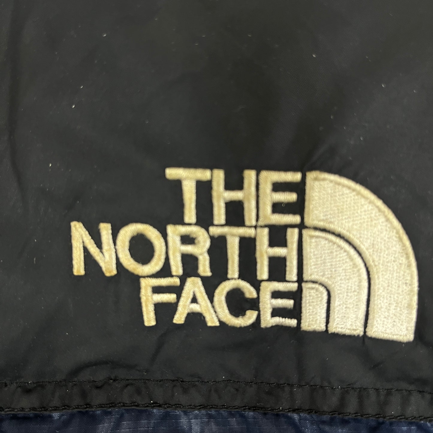 THE NORTH FACE ヌプシ ダウンジャケット 700フィル ネイビー×ブラック メンズL（100）高保温 防寒 アウター ノースフェイス #19