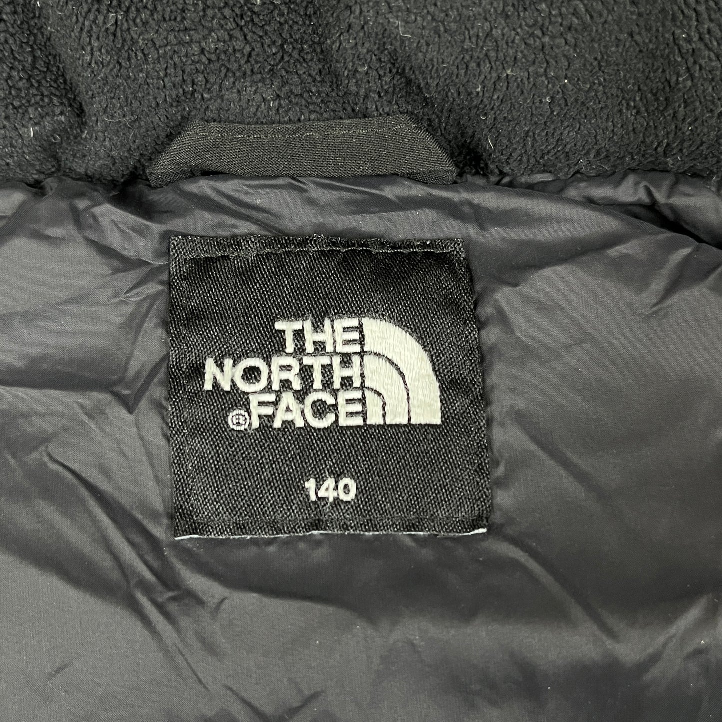THE NORTH FACE（ザ・ノース・フェイス）ダウンコート DRYVENT キッズ140 ブラック／右袖下補修・汚れあり #27