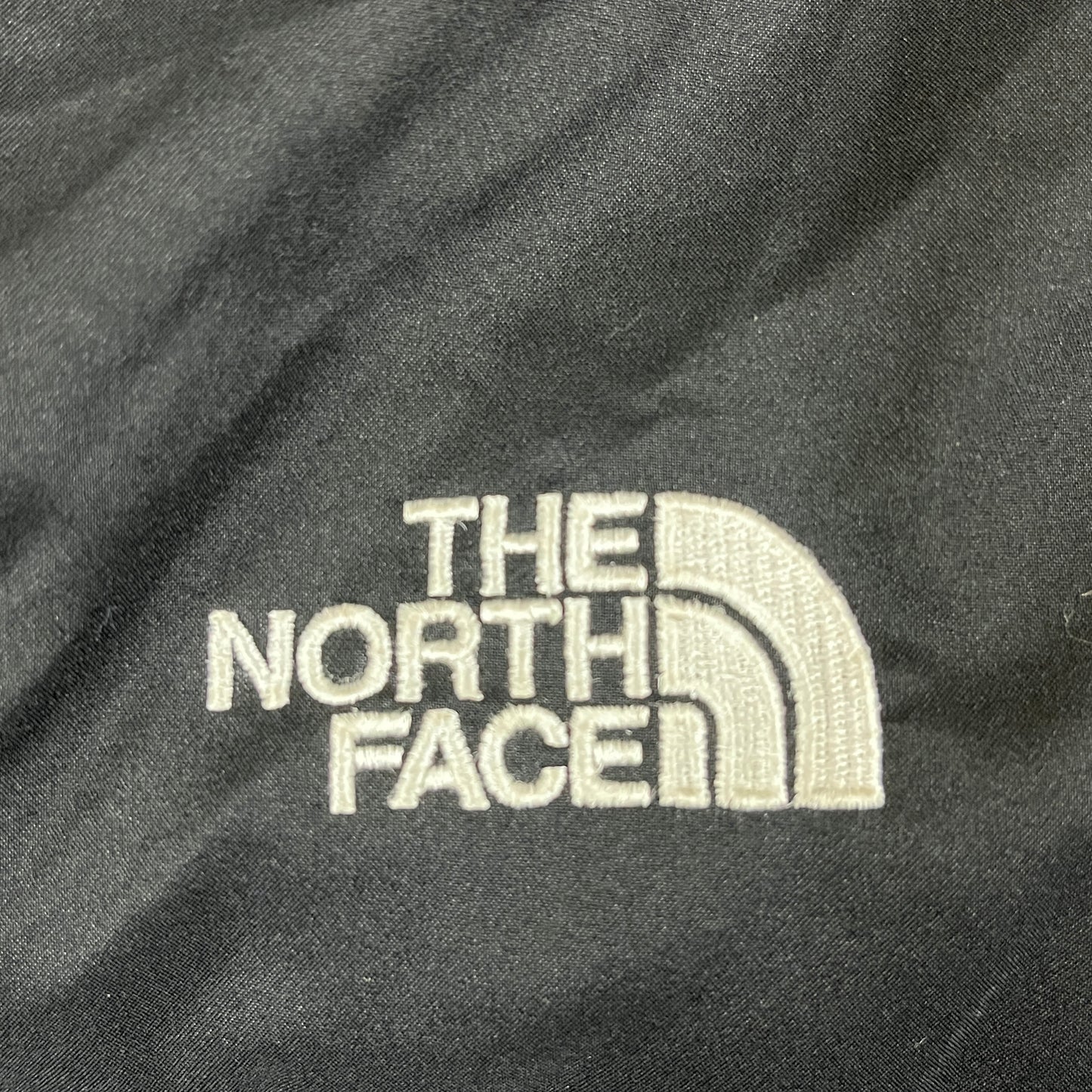 THE NORTH FACE（ザ・ノース・フェイス）ダウンコート DRYVENT キッズ140 ブラック／右袖下補修・汚れあり #27
