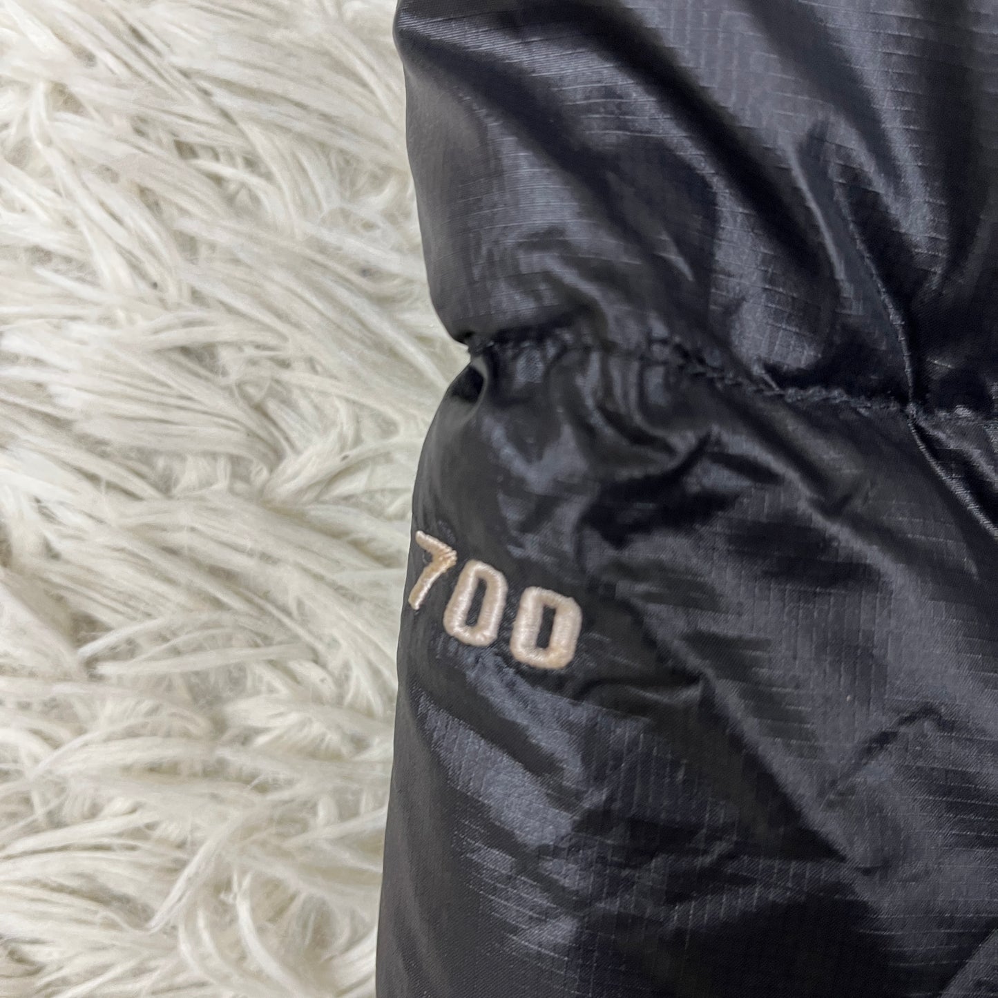 THE NORTH FACE（ザ・ノース・フェイス）NUPTSE 700フィル ダウンジャケット ブラック メンズS（90） 高保温 アウトドア定番モデル #32