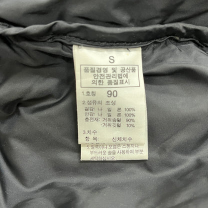 THE NORTH FACE（ザ・ノース・フェイス）NUPTSE 700フィル ダウンジャケット ブラック メンズS（90） 高保温 アウトドア定番モデル #32