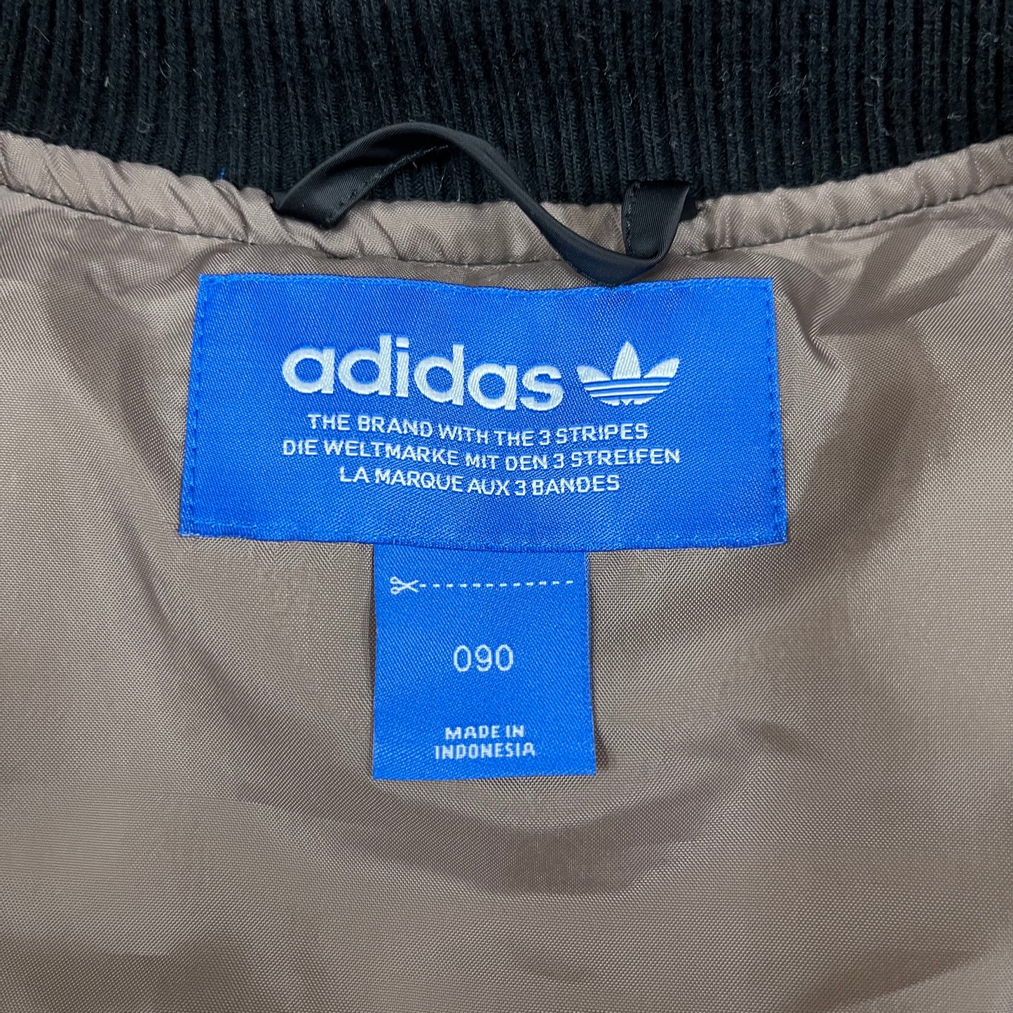 adidas アディダス 中綿ジャケット ブラック メンズM相当 ミッドボンバージャケット #36