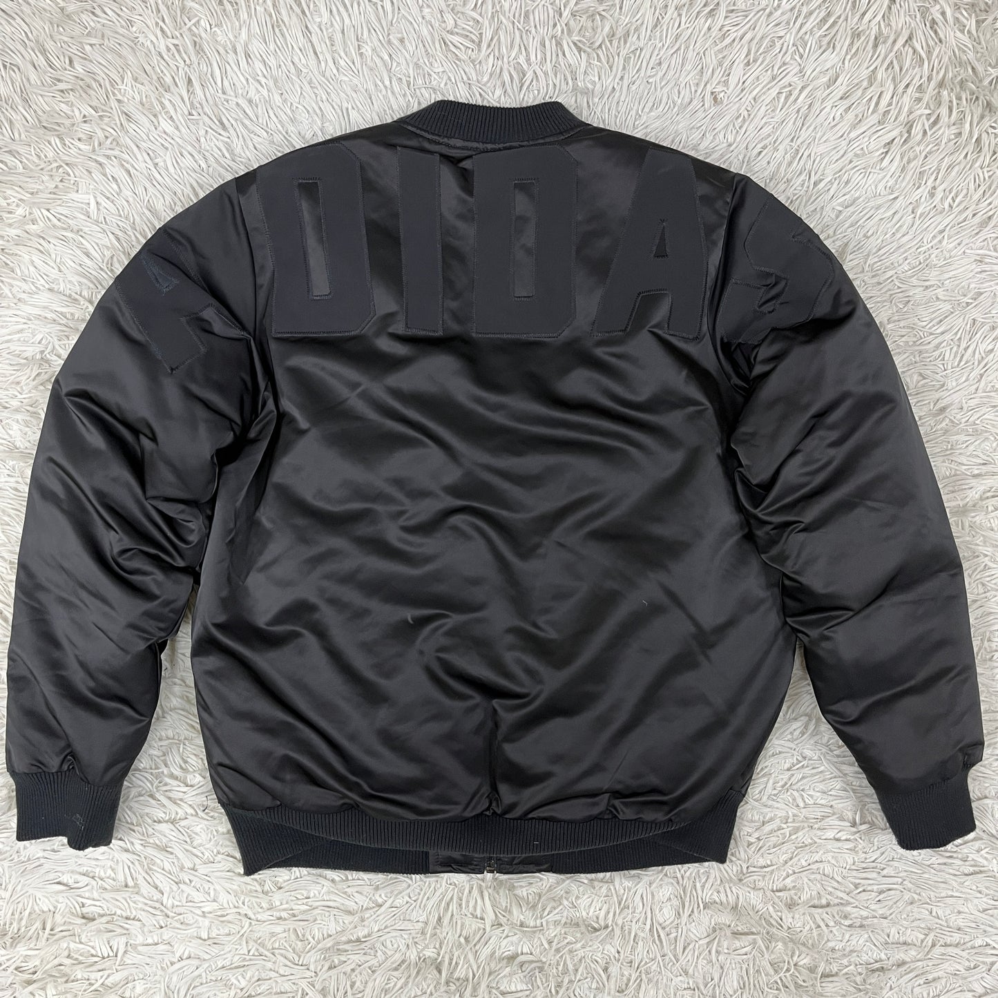 adidas アディダス 中綿ジャケット ブラック メンズM相当 ミッドボンバージャケット #36