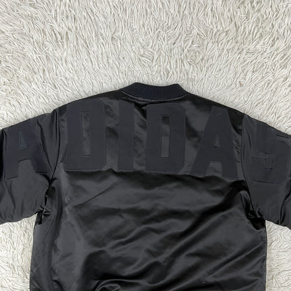 adidas アディダス 中綿ジャケット ブラック メンズM相当 ミッドボンバージャケット #36