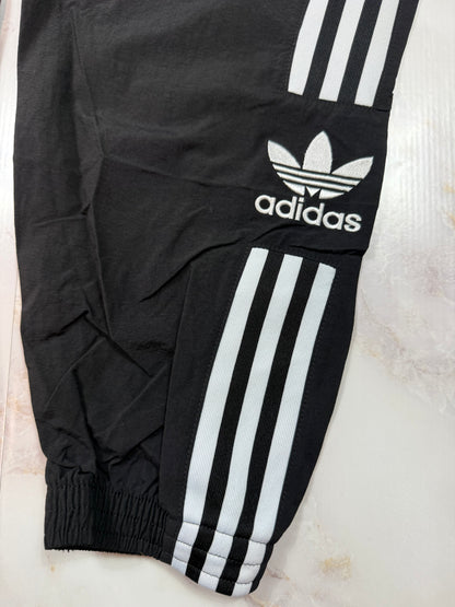 【adidas Originals】ブラック ナイロン トラックパンツ Lサイズ｜3ストライプ ロックアップデザイン