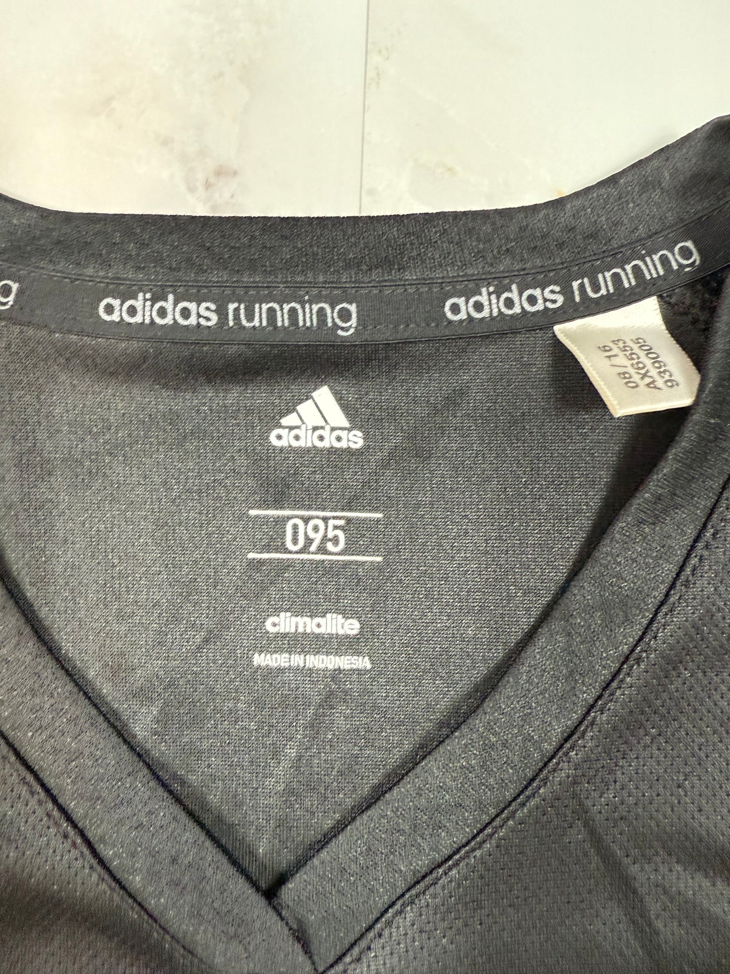 【adidas アディダス】Climalite Response Vネック 長袖ランニングTシャツ ブラック メンズ 95サイズ 吸汗速乾 スポーツウェア