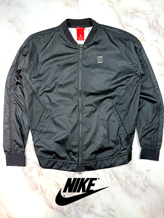 【NIKE】ナイキ ブラック ジャケット ブルゾン XSサイズ | スポーツ＆カジュアルに最適