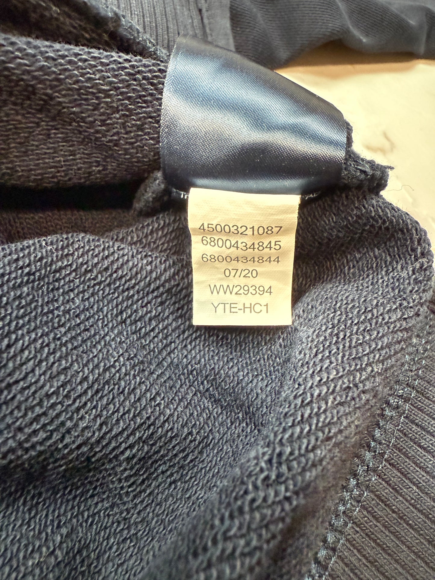 【TOMMY HILFIGER ICONS】ネイビー クルーネック スウェットシャツ 金ボタン装飾 コットン100% メンズ 長袖