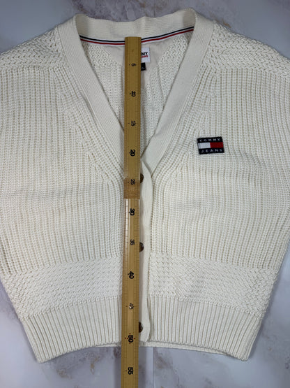 【TOMMY JEANS】ホワイト ニットカーディガン レディースSサイズ | トミージーンズ ロゴワッペン付き Vネック