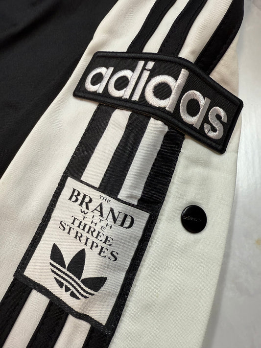 【adidas Originals】ADIBREAK トラックパンツ ブラック×ホワイト Mサイズ | スナップボタン付き サイドライン スポーツ＆カジュアル