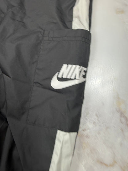 【NIKE】ナイロン カーゴ ジョガーパンツ ブラック×ホワイト サイドライン Sサイズ | スポーツ＆カジュアルに最適